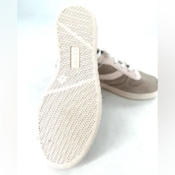 New Old Navy Classic Lace Up Sneaker Mesh Comfort Shoe size 8 - Picture 5 of 5